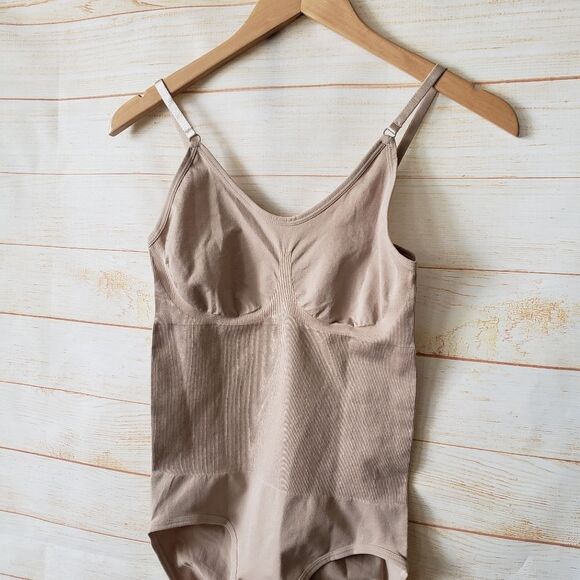 HeyShape Snatched Shapewear Slimming Bodysuit Nude Neutral Women's Size Large - Picture 2 of 11